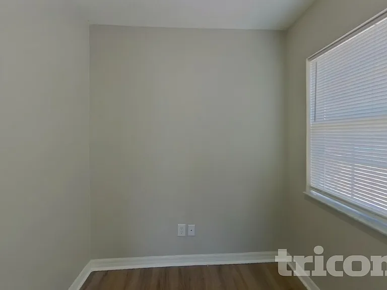 1815 Honeydew Ct — Photo 25