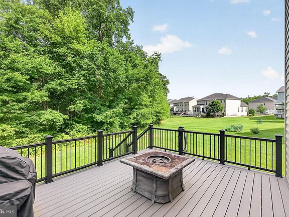 4th image of 24823 Barrington Grove Ct