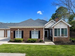 8409 Olde Troon Dr, Charlotte, NC 28277