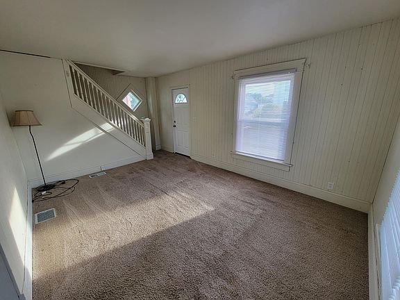 5th image of 97 17th St NW