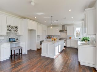 540 De Rose Ln, Jackson, NJ 08527