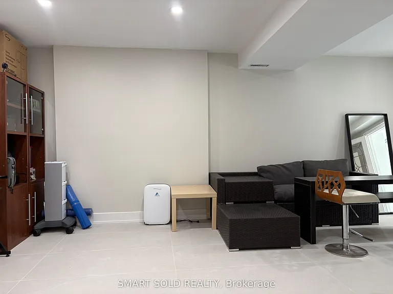 55 Proctor Ave #BASEMENT — Photo 5