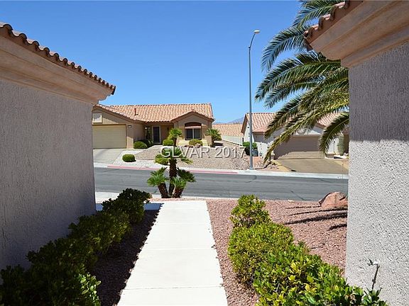 3rd image of 10317 Marymont Pl
