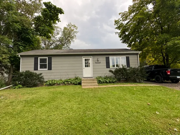 4681 Suffolk Rd, Mound, MN 55364