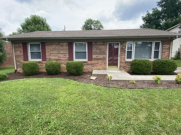 2nd image of 2813 Easthills Dr