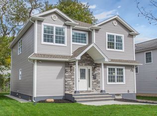 36 Tristan Rd, Clifton, NJ 07013