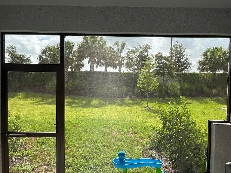 9216 Tequila Sunrise Dr — Photo 7