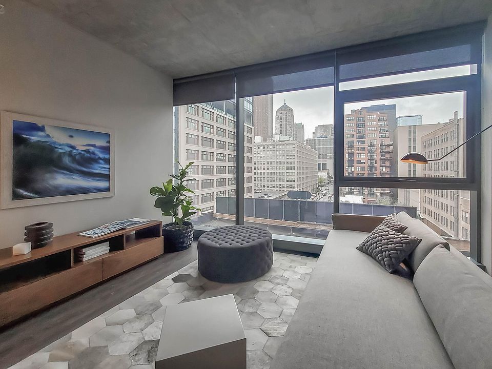 1st image of 716 S Clark St #808
