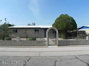 1st image of 1831 W Riverview St