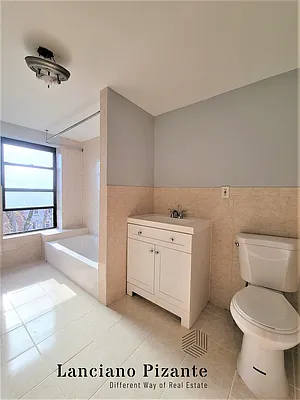 Rented by 5 Boro Realty Corp | media 16