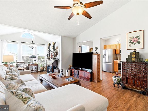2nd image of 6391 Rutherford Ct APT J