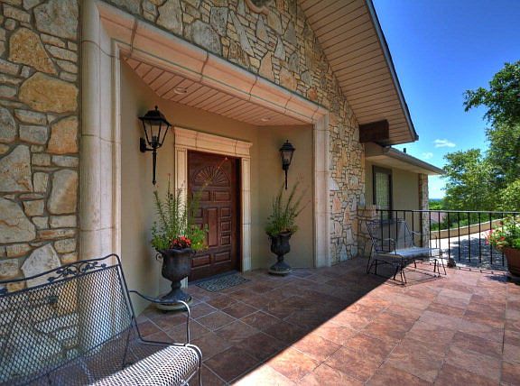 5th image of 504 Highlands Dr