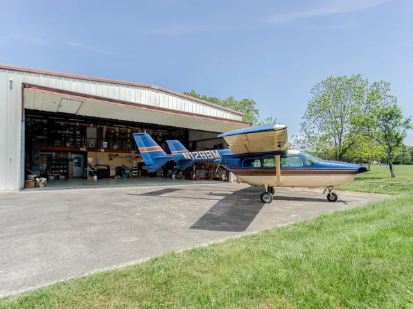 205 Gwynn Rd Hngr 8, Lebanon, TN 37090