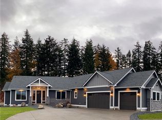 161 Mountain Crest Ln, Eatonville, WA 98328