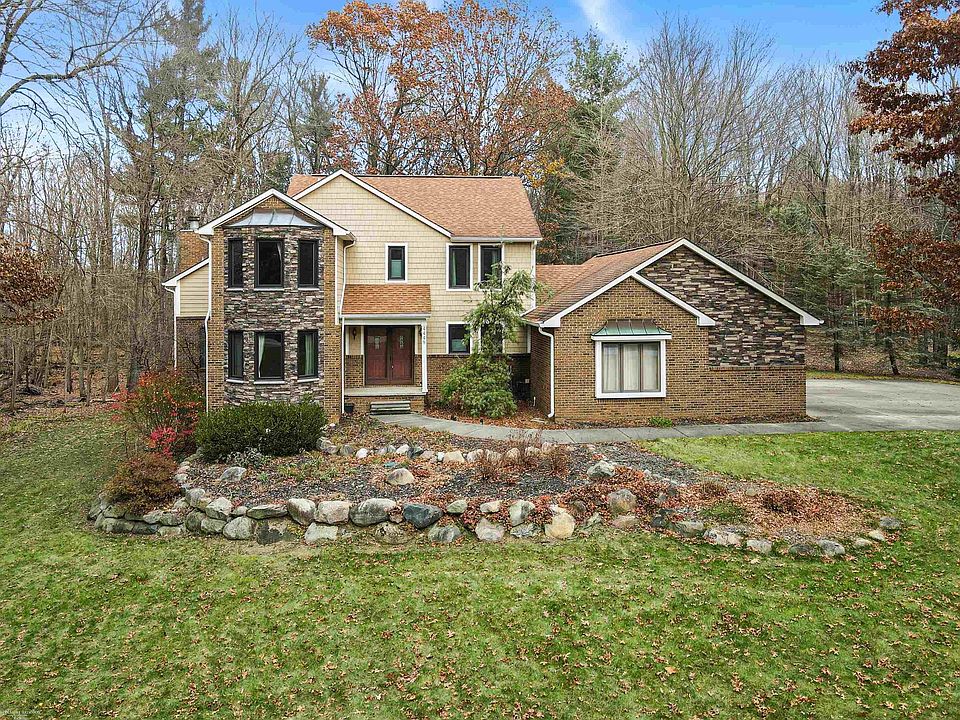 1st image of 4448 Crystal Creek Dr