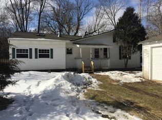 111 W Main St, Cary, IL 60013