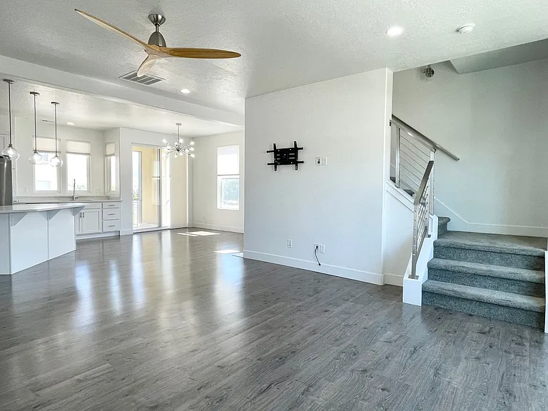 11108 S Owen Ridge Way — Photo 9