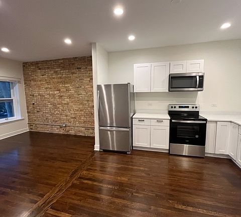 5th image of 126-136 Main St #134-2