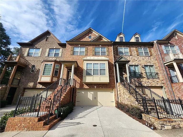 2817 Seneca Creek Ln SE #3 — Photo 1