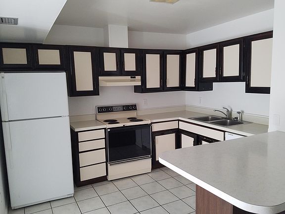 4th image of 2316 Park Ave