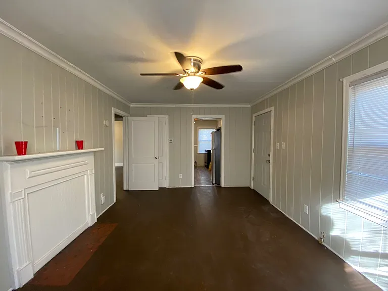 1425 Remount Rd — Photo 18