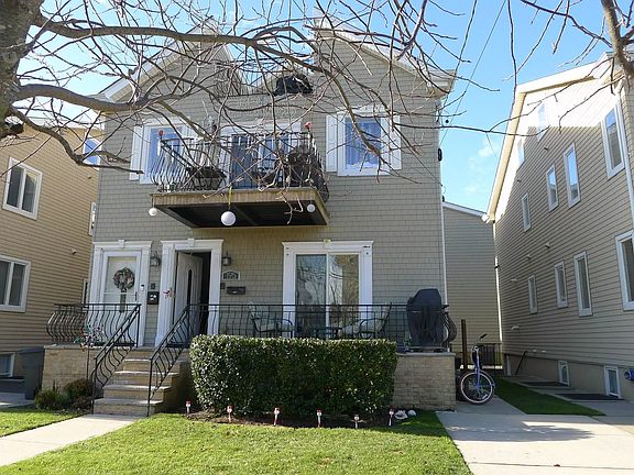 2nd image of 195 Beach 125 St #C1