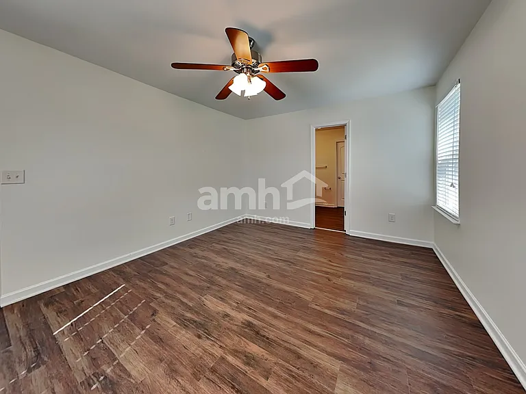 3022 Bushfield Dr — Photo 8