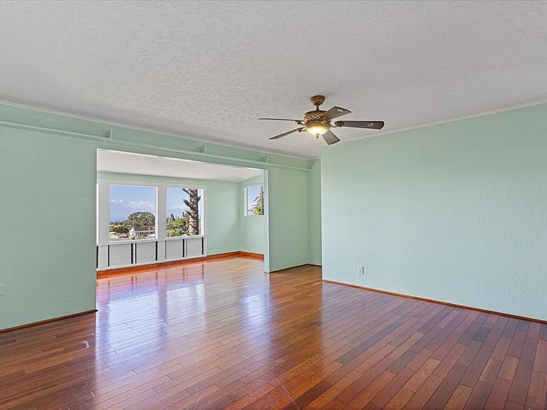 1076 Kehau Pl — Photo 2