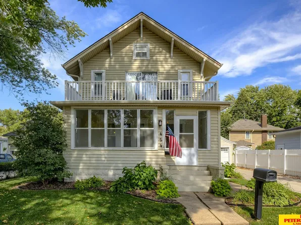424 W 11th St, Fremont, NE 68025