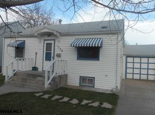 1720 12th St, Gering, NE 69341
