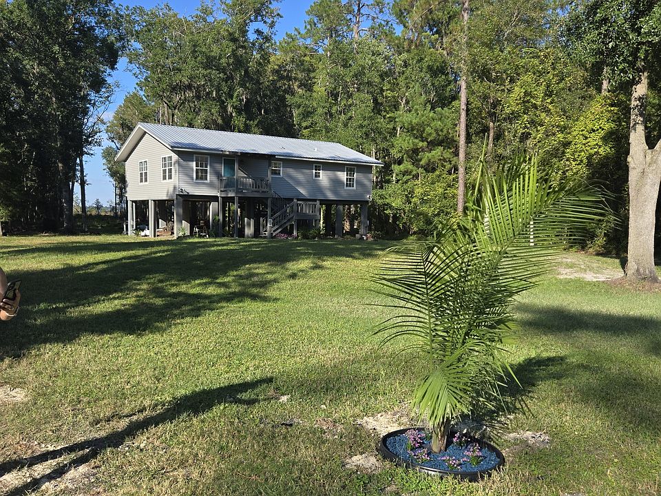 Left front yard