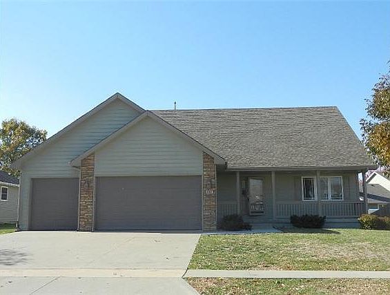 1st image of 510 SE Michael Dr