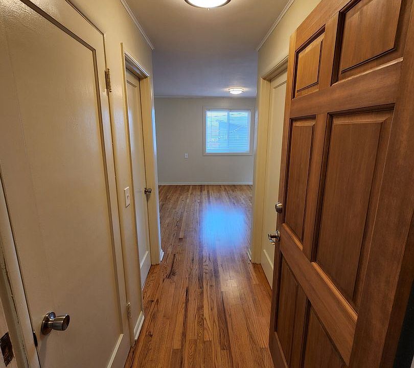 1st image of 315 W 6th St #8