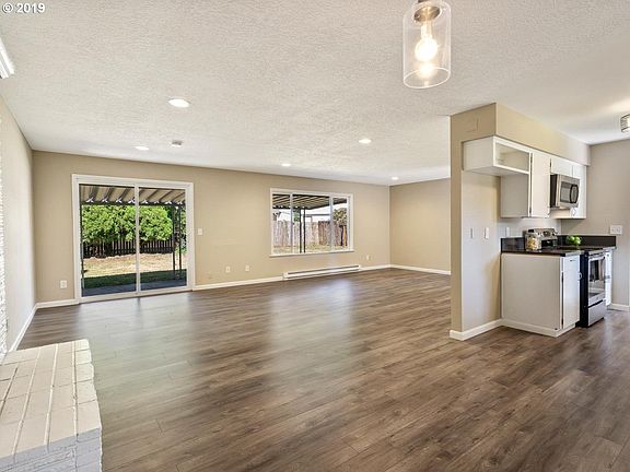 4th image of 9305 SE 80th Ave