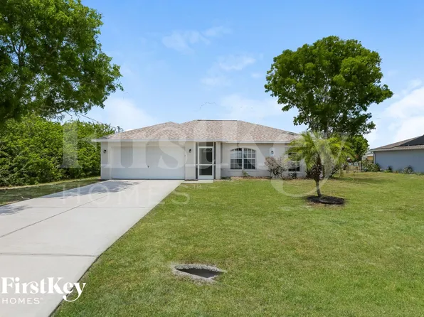 215 Mossrosse St, Fort Myers, FL 33913