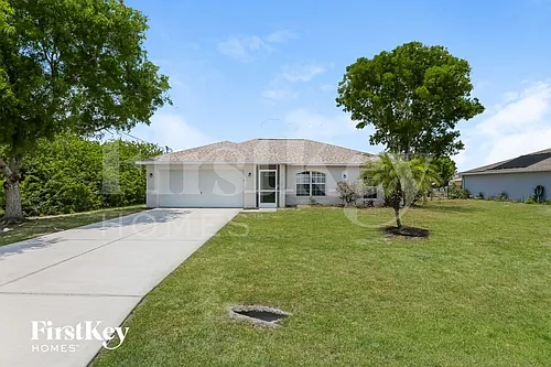 215 Mossrosse St Photo 1