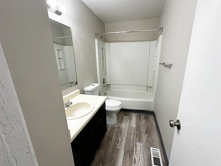 1121 Mazatlan Cir. — Photo 14