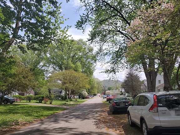 5th image of 5206 Staunton Ave SE
