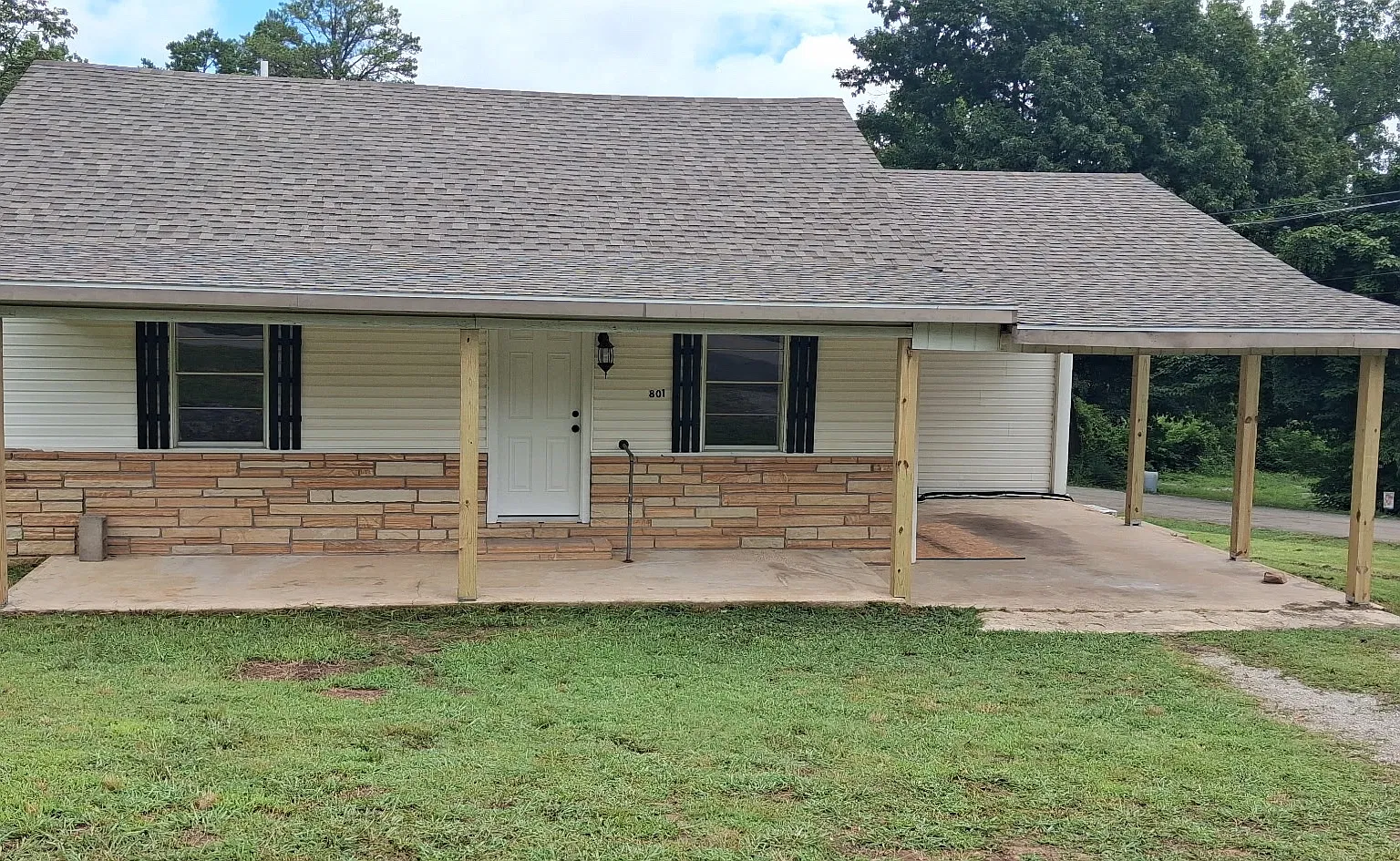801 Gayler St — Photo 1