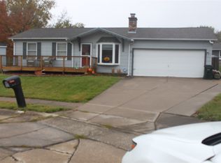 4804 Madison Ct, Davenport, IA 52806