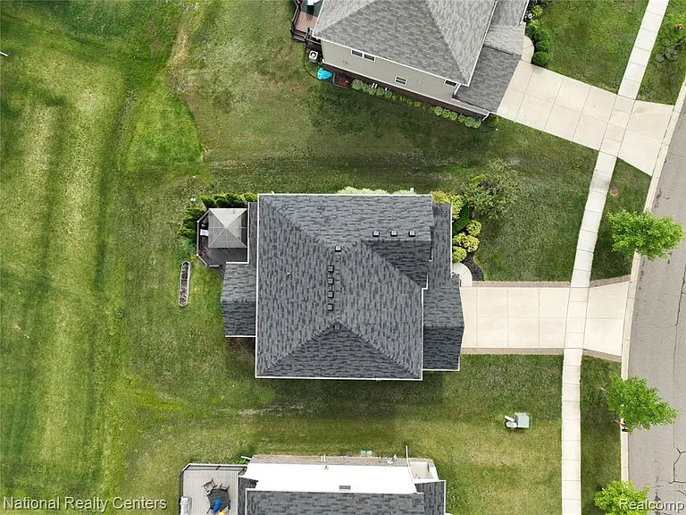 58180 Jonagold Ln — Photo 65