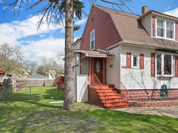 209 S 12th Ave, Maywood, IL 60153