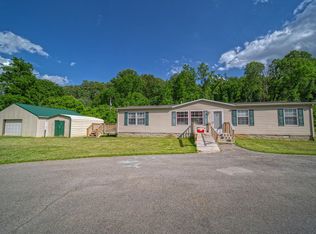 416 Parsons Rd, Troutville, VA 24175