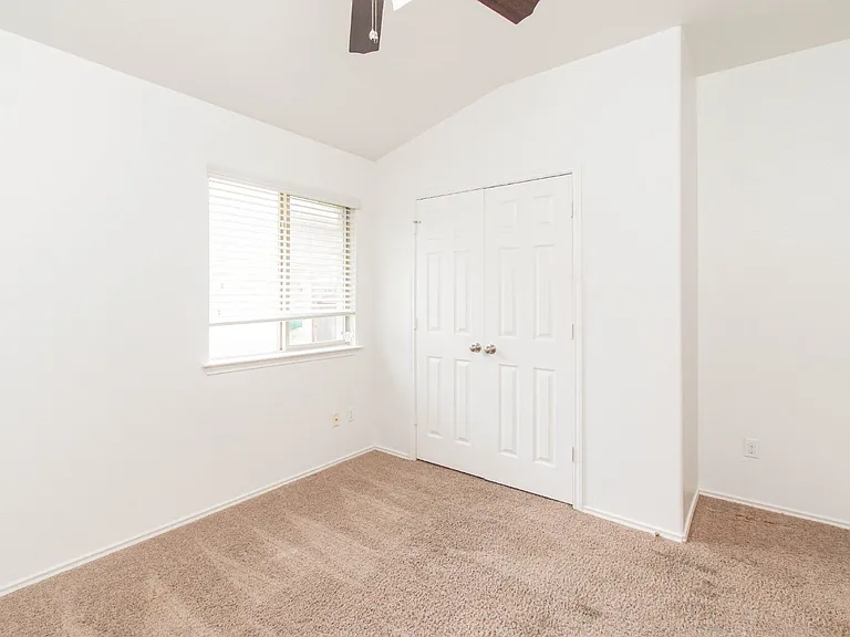 7003 Osbaldo Dr — Photo 17