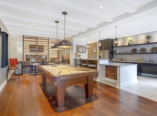 250 S Naperville Rd #C4608, Wheaton, IL 60187