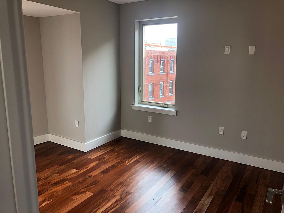 1st image of 712 N 17th St Floor 1