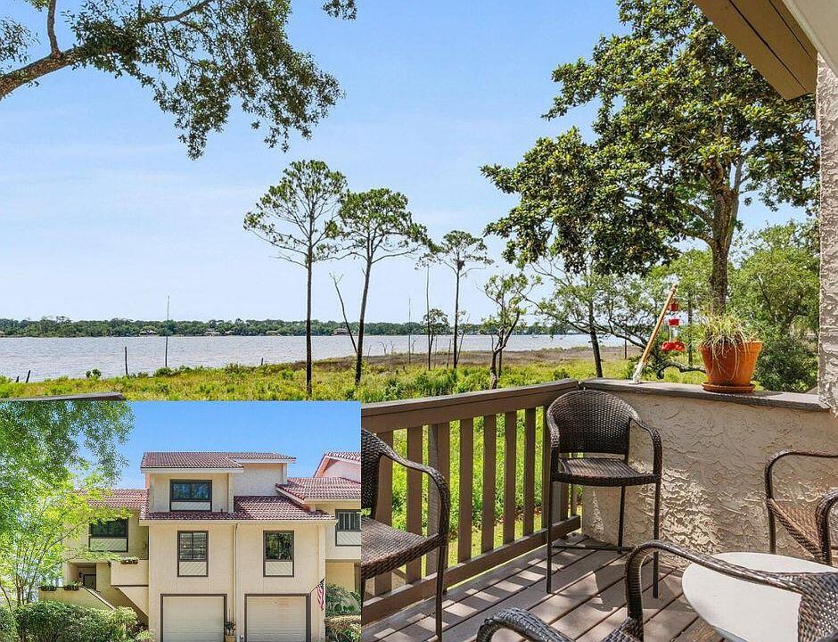 1st image of 21 Marina Cove Dr