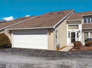 107 Leisure Ct, Wyomissing, PA 19610