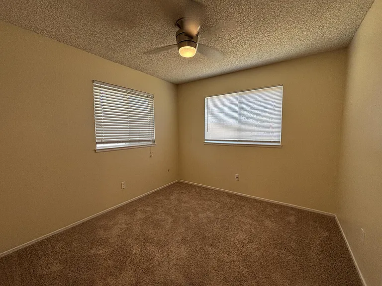 2405 Dels Ln — Photo 13