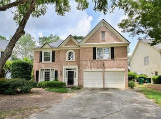 220 Glenridge Close Cir NE, Atlanta, GA 30328